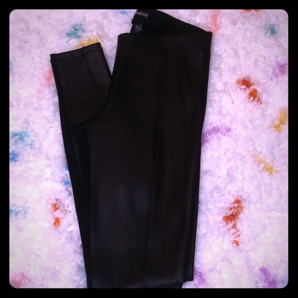 🖤 Black Faux Leather Leggings 🖤
